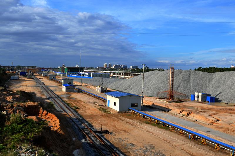 鋼軌基地(dì / de)生産線.jpg